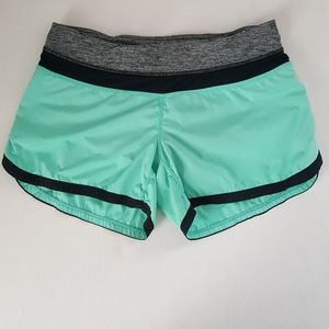 Lululemon Groovy Run Shorts in Aqua/Black/Grey